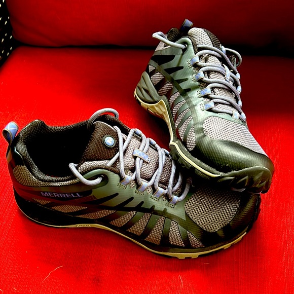 Merrell Siren Edge Q2 women’s size 8.5, black, like new with original box - Picture 3 of 6